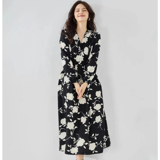 Audrey Robe Noir Florale